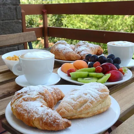 Mandala Nocleg ze śniadaniem 3*